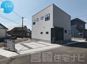 日向市亀崎４丁目【CIEL】