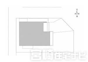 敷地内に3台の駐車スペースを確保。前面道路は約6mで、車の出し入れもスムーズです。