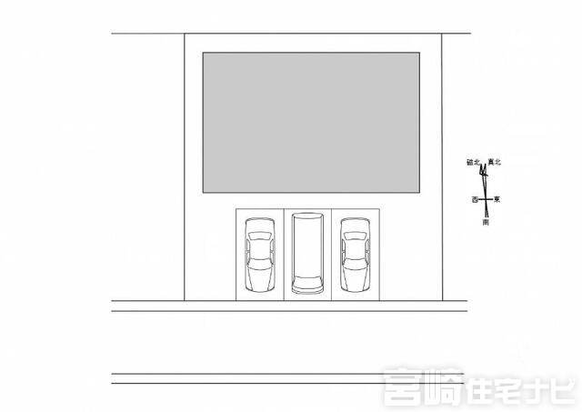 <p>敷地内に3台の駐車スペースを確保。<br />
前面道路は約4.9mで、車の出し入れもスムーズです。</p>
