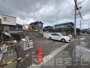 月見ヶ丘2丁目1期　【1号棟】：Adoble