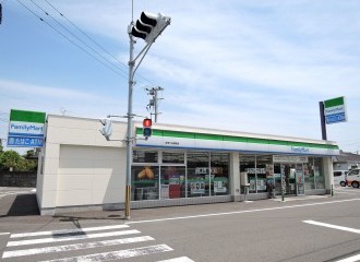 ファミリーマート月見ヶ丘団地店