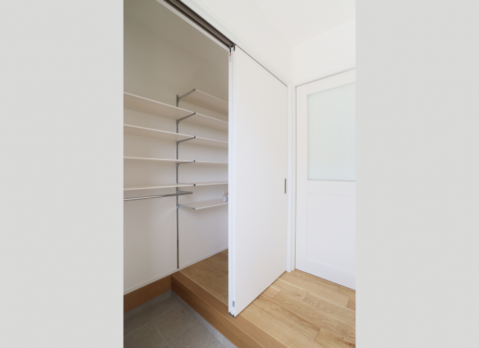 シューズクローク