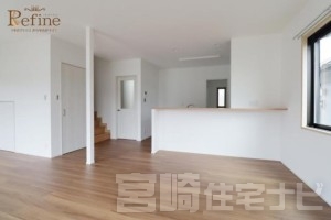 <p>リビングイン階段を採用しており、毎日自然と家族が顔を合わせられる間取りです。お子さまの成長を見守りながら、家族のコミュニケーションを大切にしたいご家庭にぴったりの設計です。</p>
